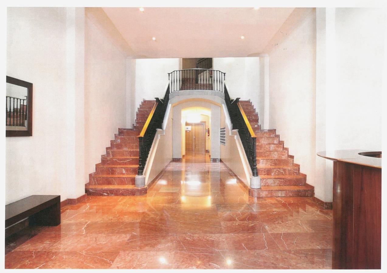 Apartment Serennia Ramblas - Placa Catalunya Barcelona