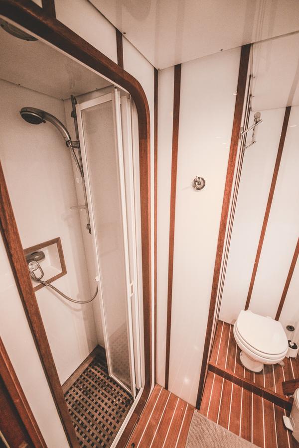 Bateau-hôtel Motor Yacht Boatel