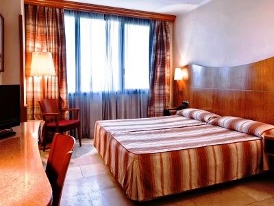 Aristol - Sagrada Familia 3*