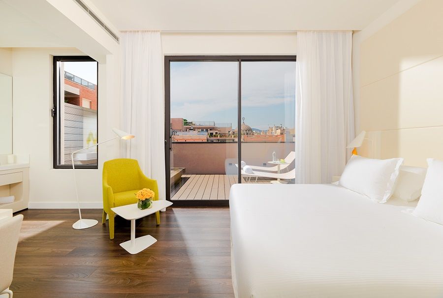 H10 Urquinaona Plaza (adults Only) Hotel 4*