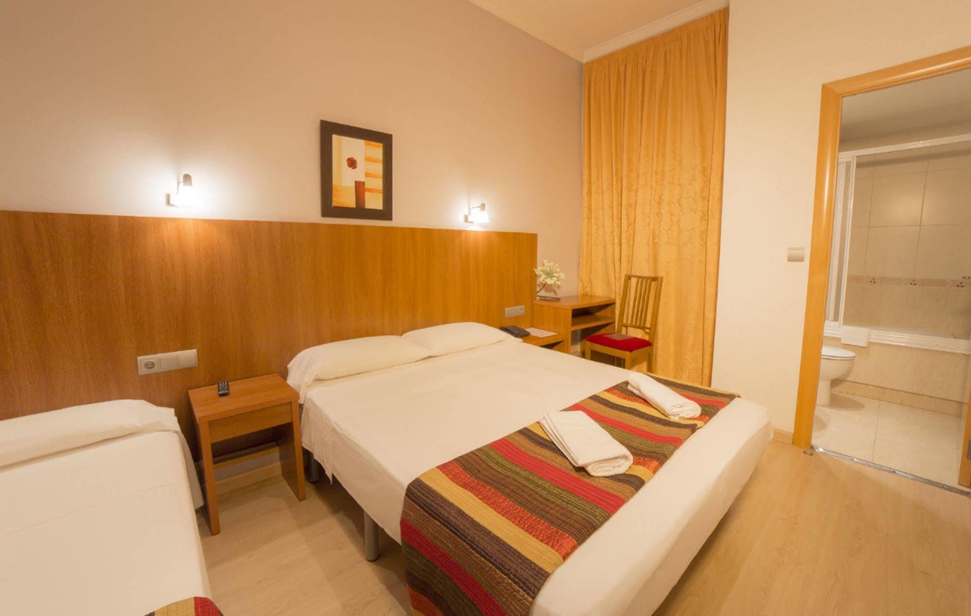 Ciudad Condal - Paseo De Gracia 3*