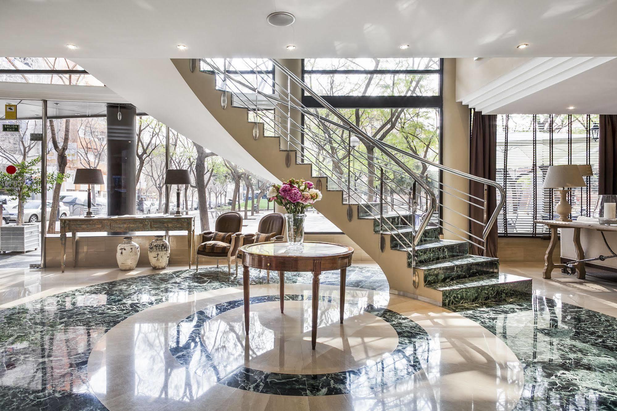 Acta City47 Hotel