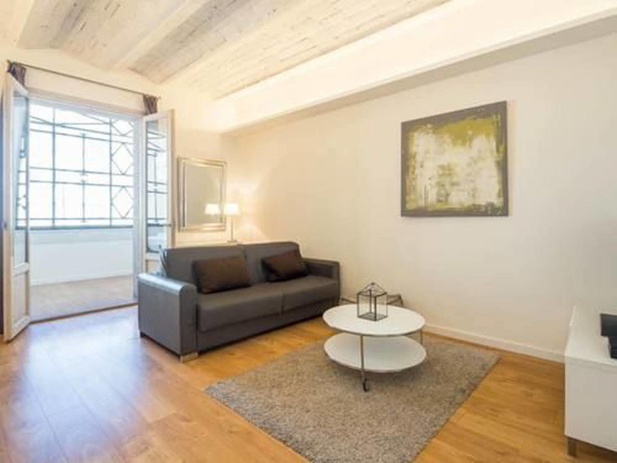 Rent Near Plaza De Catalunya Appartement