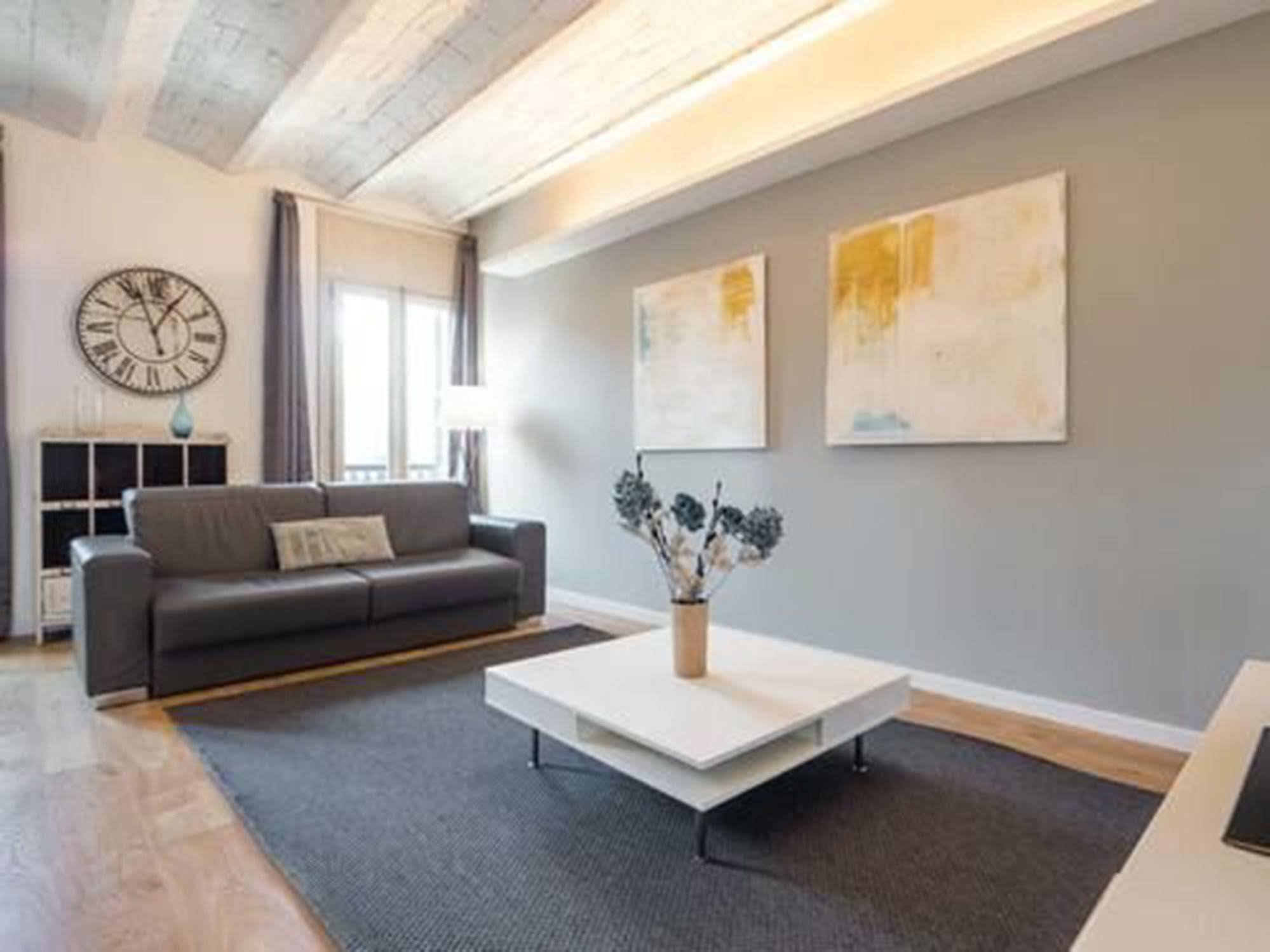 Appartement Rent Near Plaza De Catalunya Barcelona