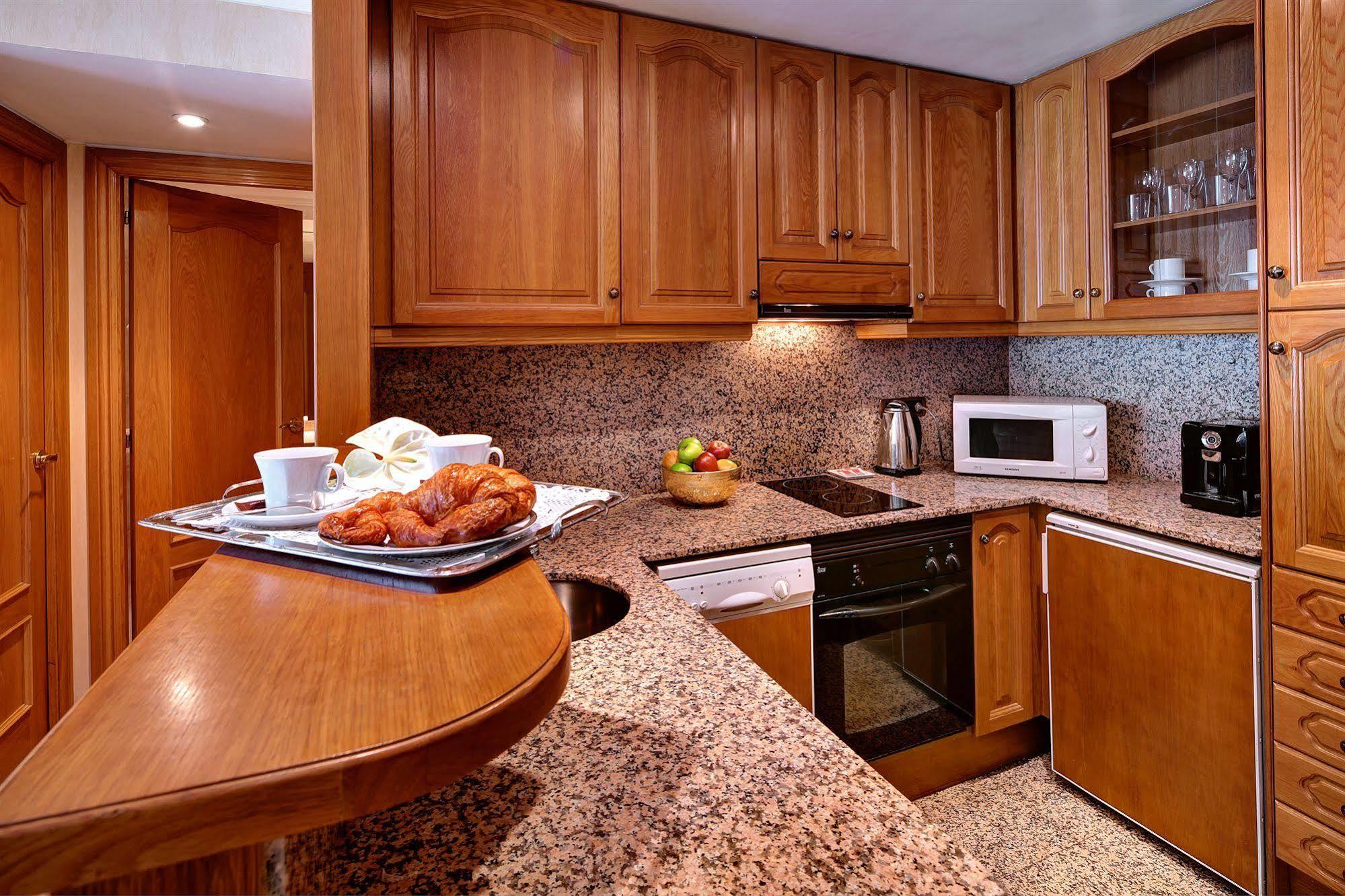 Appart hôtel Apartaments-hotel Hispanos 7 Suiza 4*