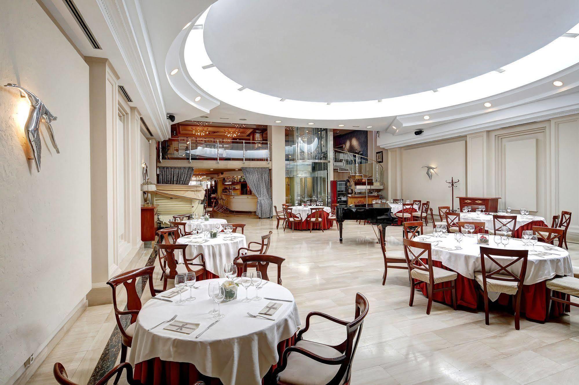 Appart hôtel Apartaments-hotel Hispanos 7 Suiza Barcelone