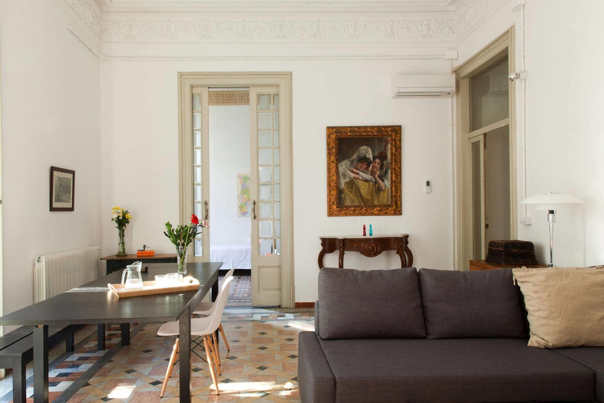 My Address In Apartment Barcelona