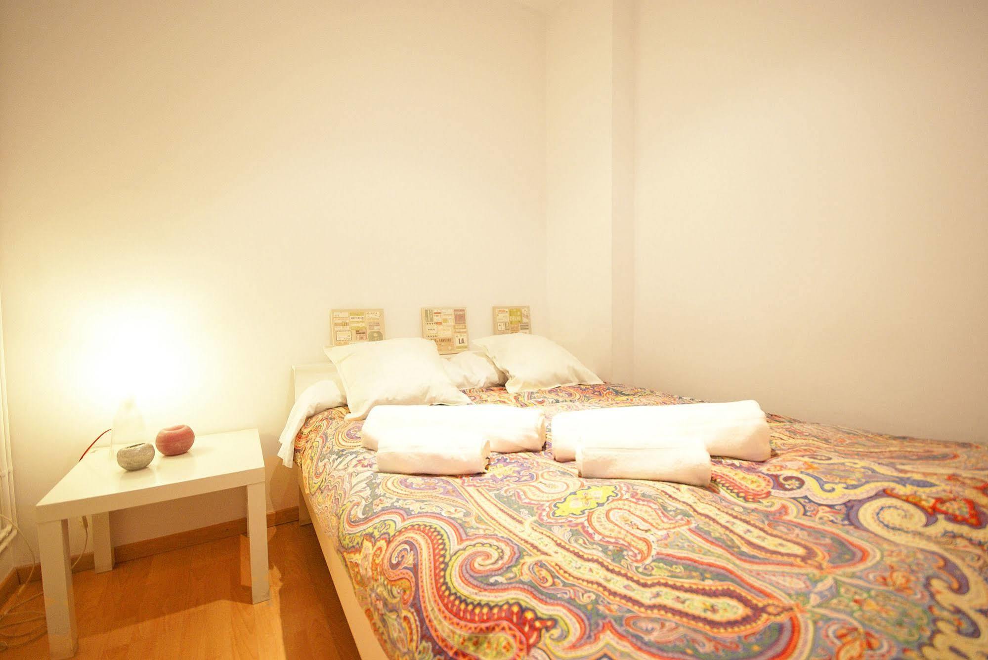 Flateli Aribau Apartment Barcelona