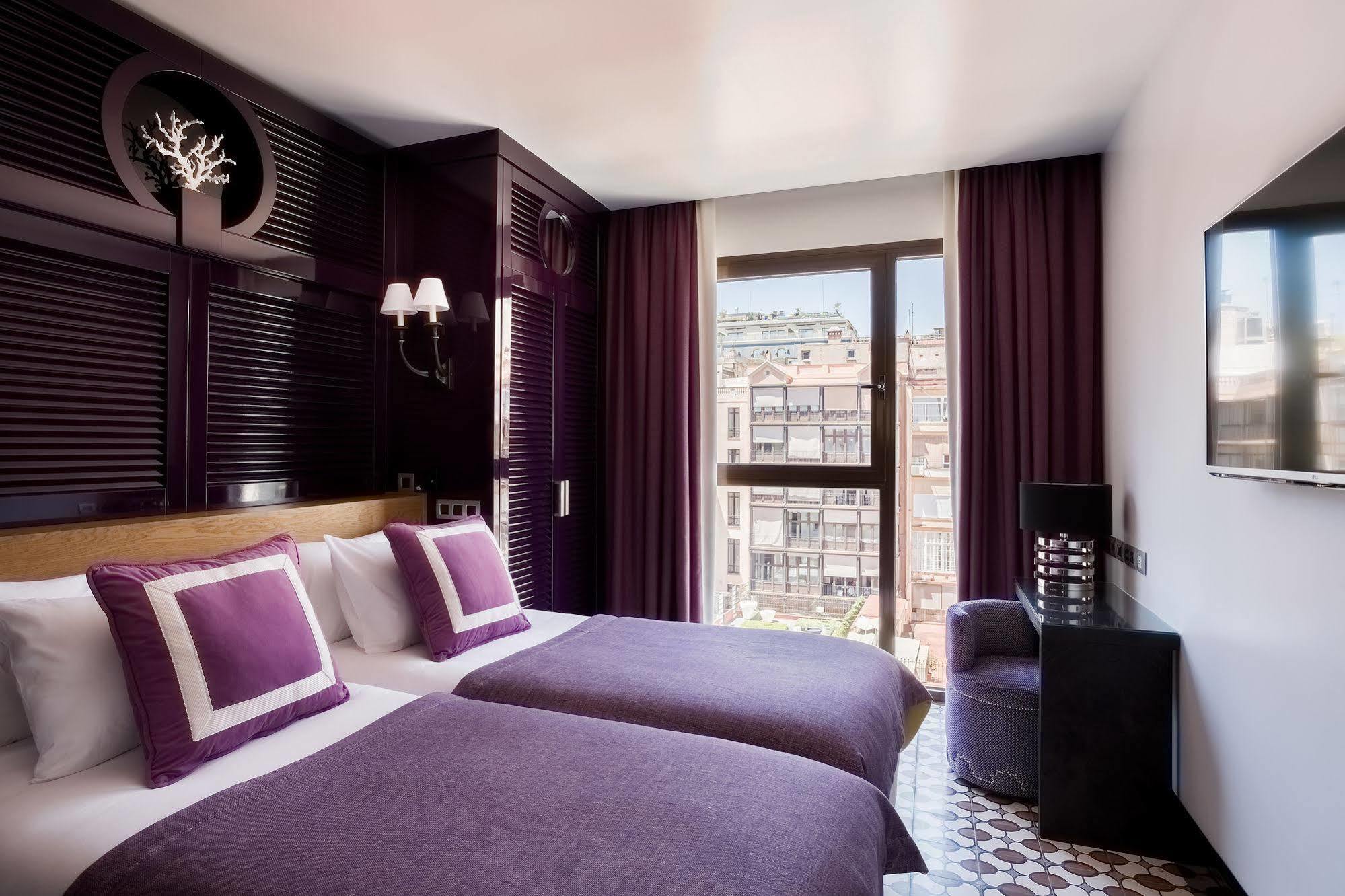 Mate Anna, Hotel 4*
