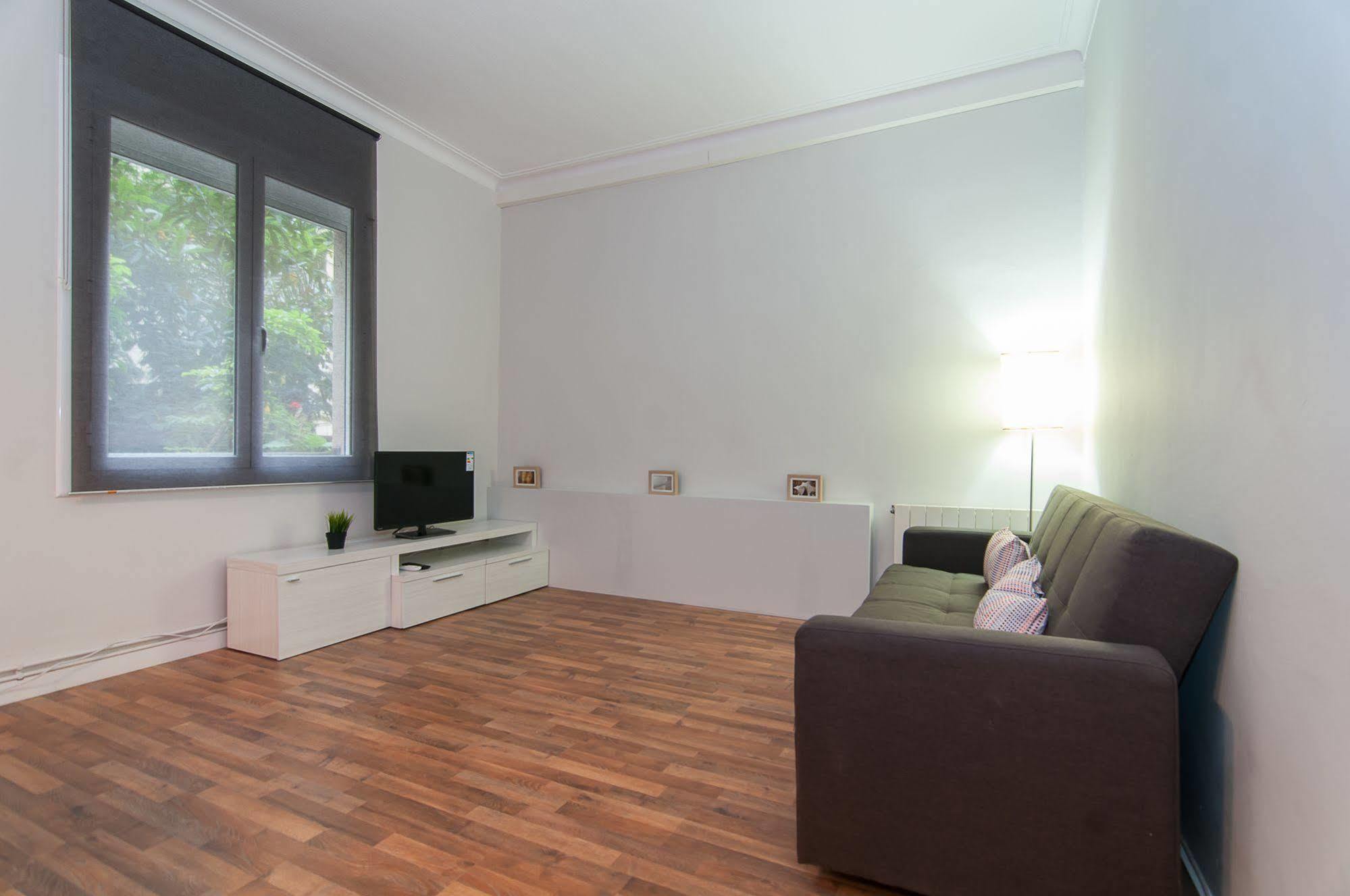 Bbarcelona Apartments Gaudi Avenue Flats * Barcelona