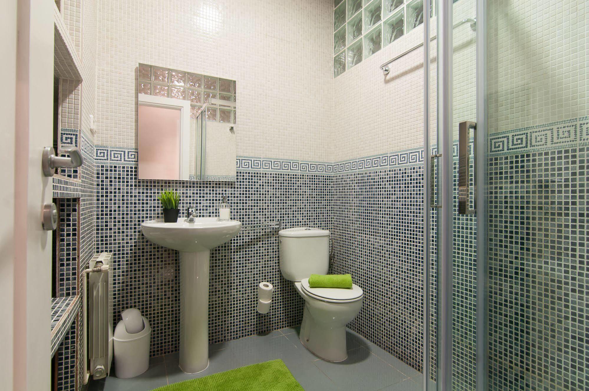 Bbarcelona Apartments Gaudi Avenue Flats *