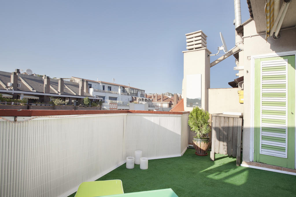 Atic Gaudi-gracia Apartment