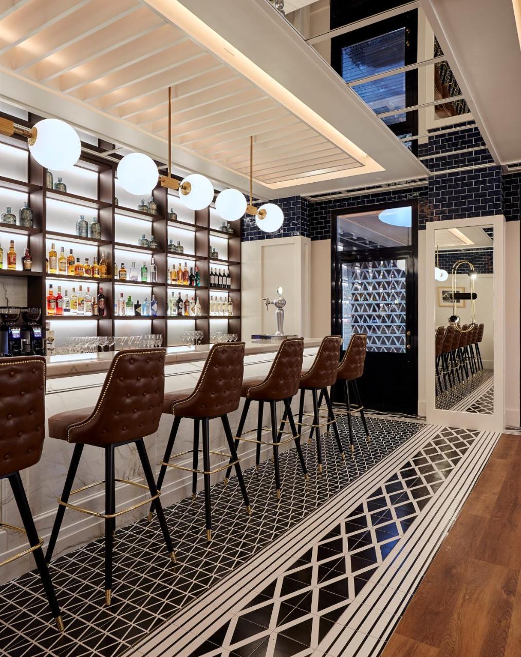 Radisson Blu 1882 Hotel, Sagrada Familia Hotel 4*