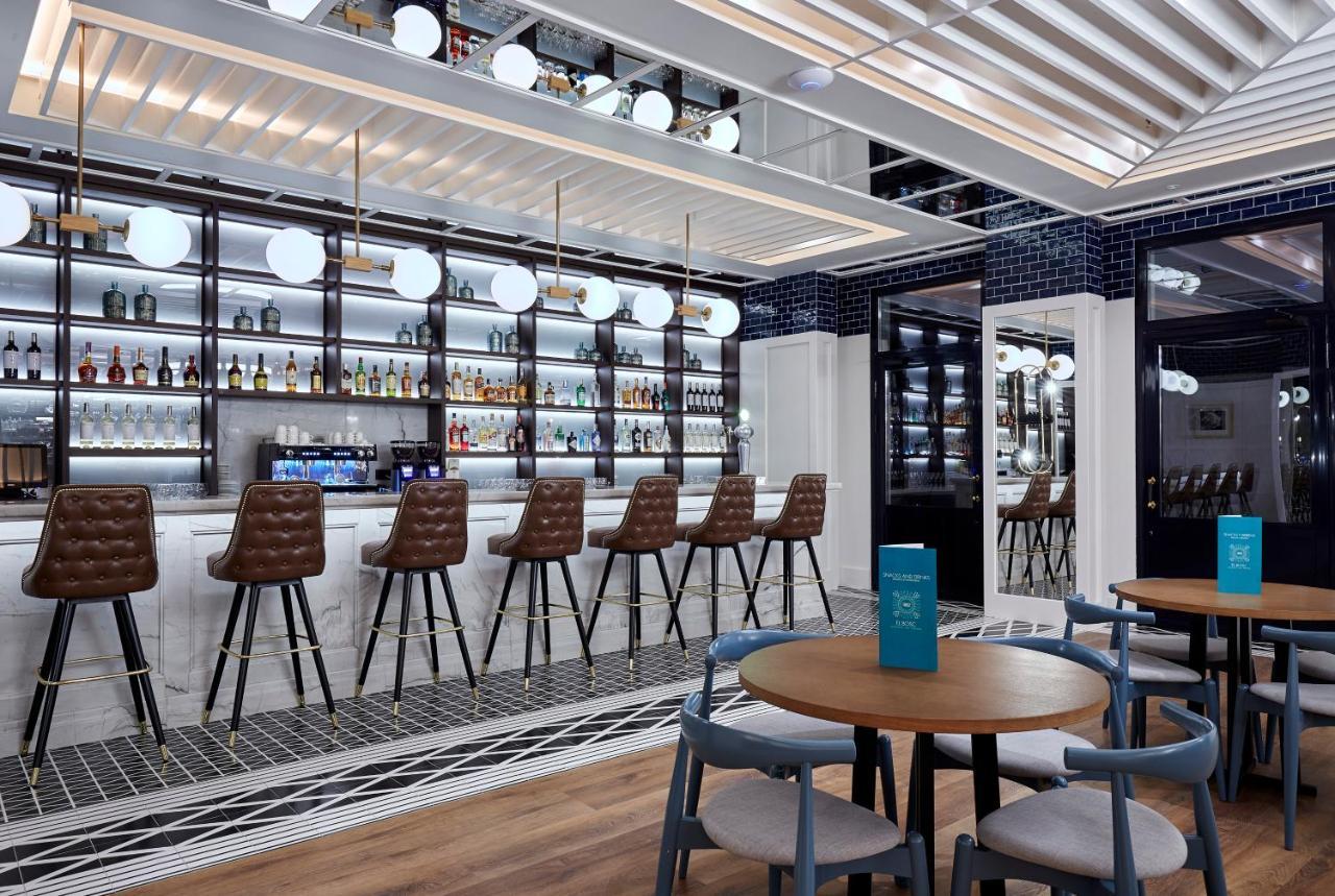 Radisson Blu 1882 Hotel, Sagrada Familia 4*
