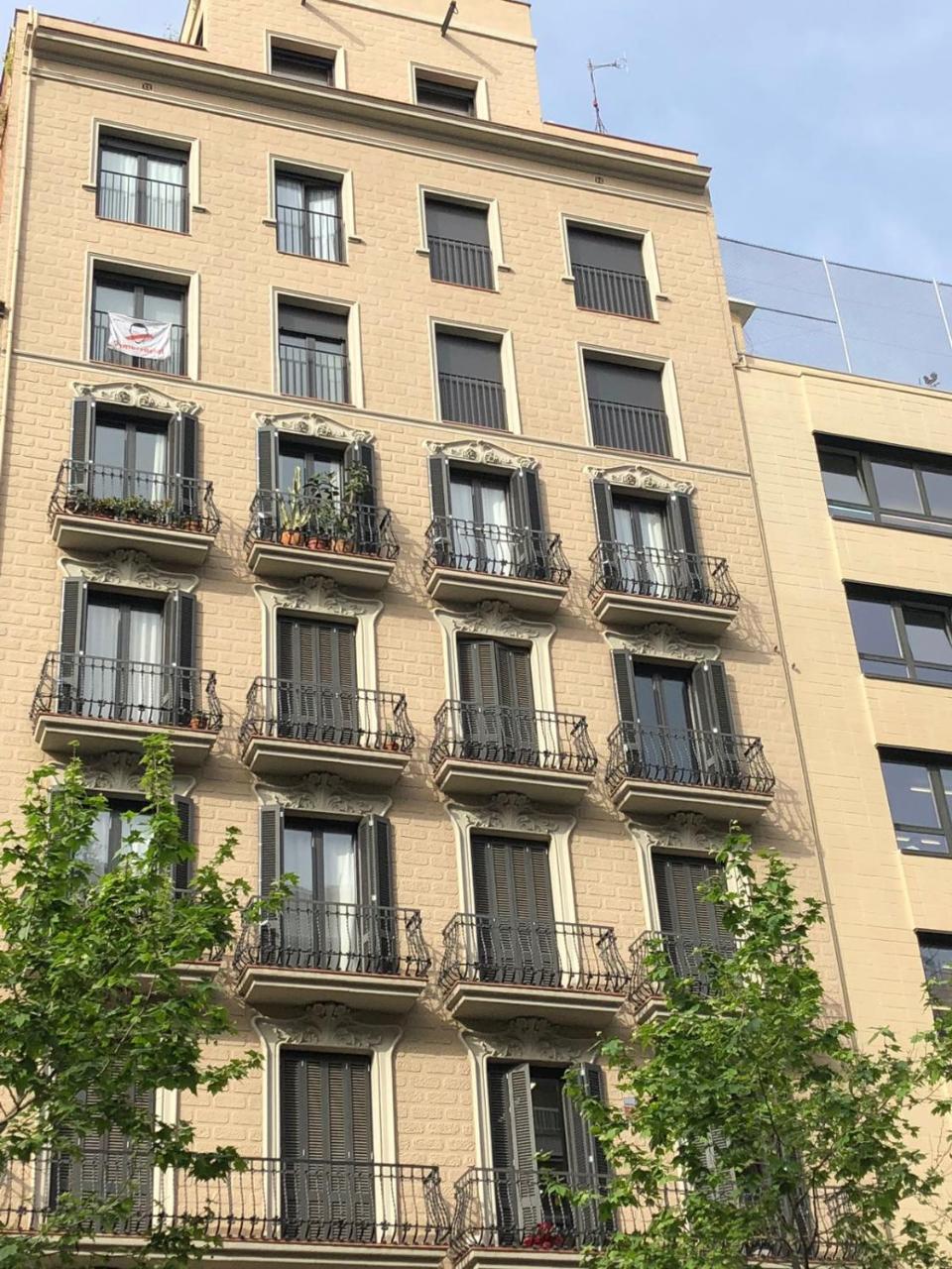 Apartment Akira Flats Urgell Barcelona
