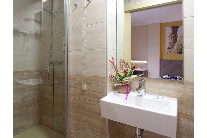 Guest house Hostal Barcelona 2*