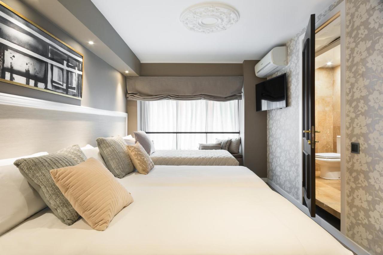 Acta Splendid 3*