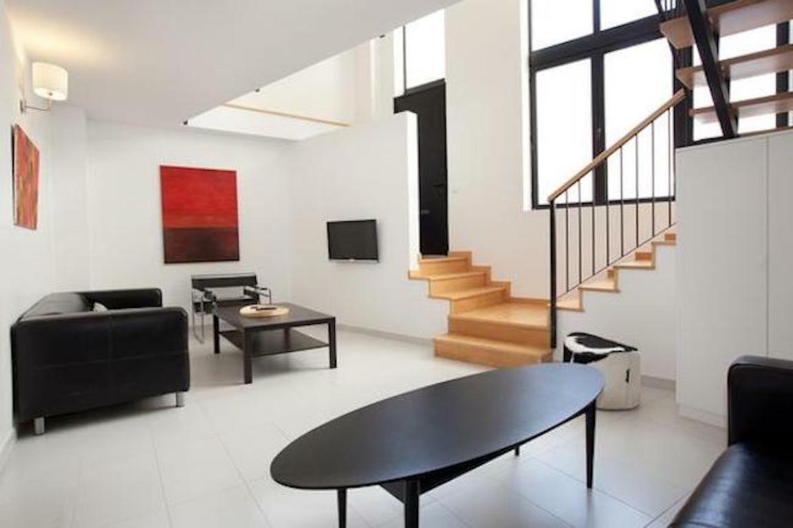Spacious For Families Near Park Guell *