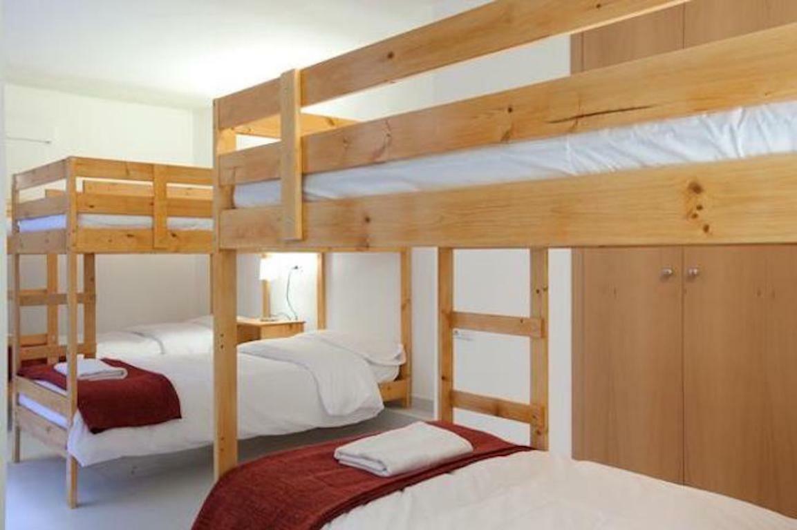 Spacious For Families Near Park Guell * Barcelona