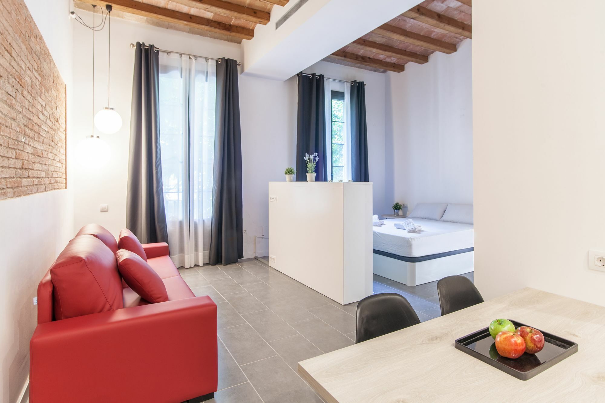 Aparteasy *