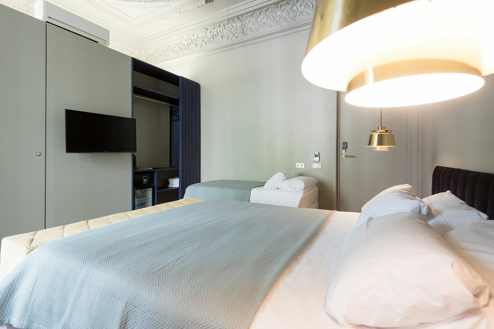 Pensión Buho Boutique (adults Only) 2*