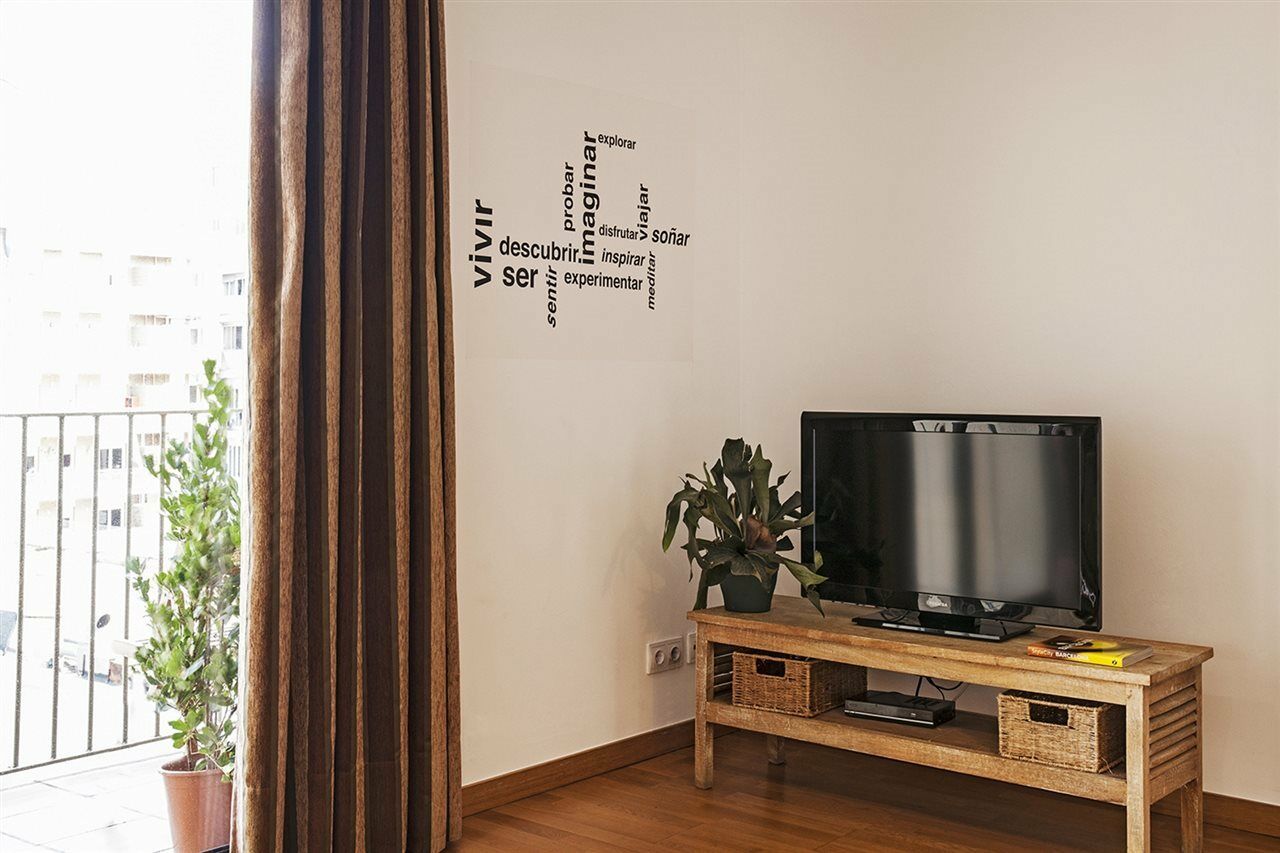 Apartment Ainb Eixample Entenza