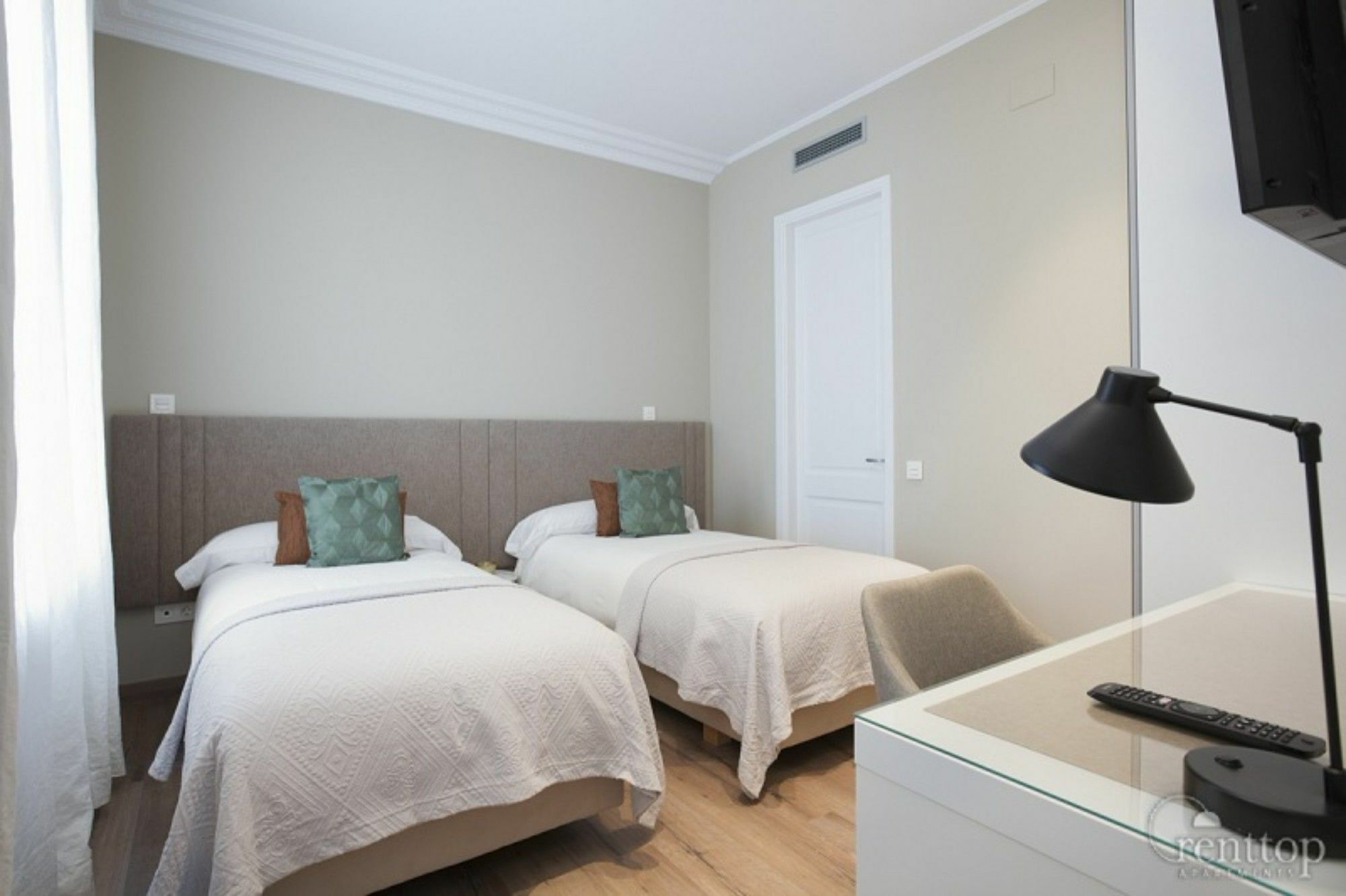 Appartement Rent Aparments Diagonal-aribau Barcelona
