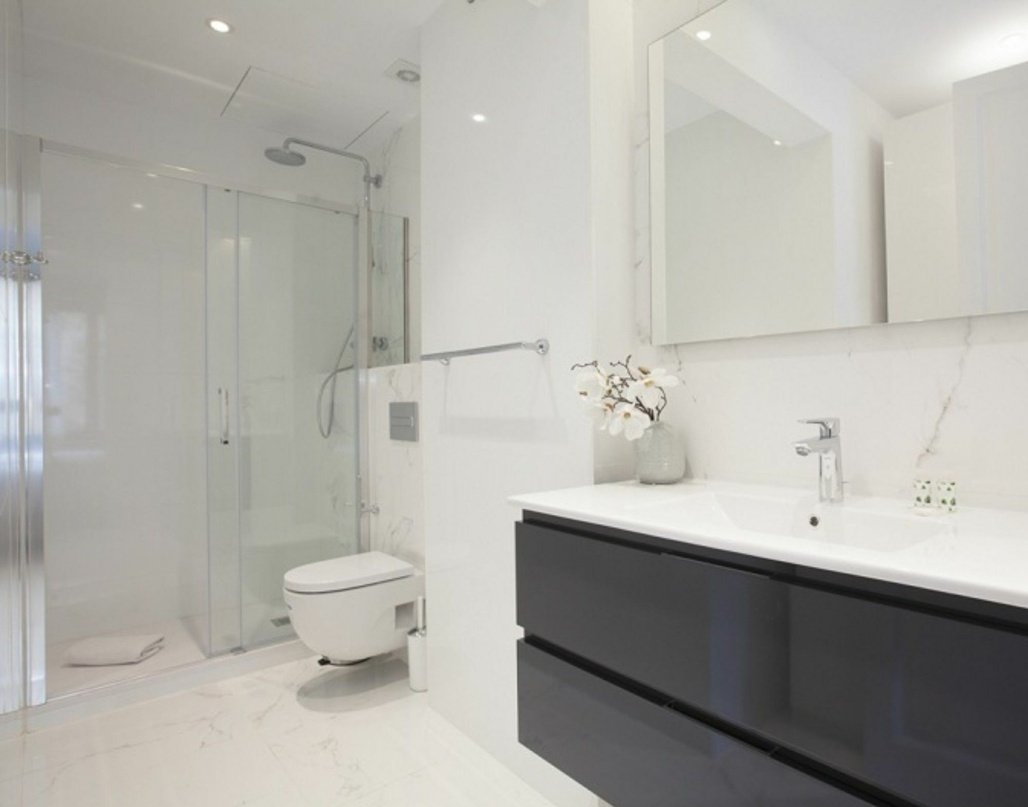 Rent Aparments Diagonal-aribau Appartement *