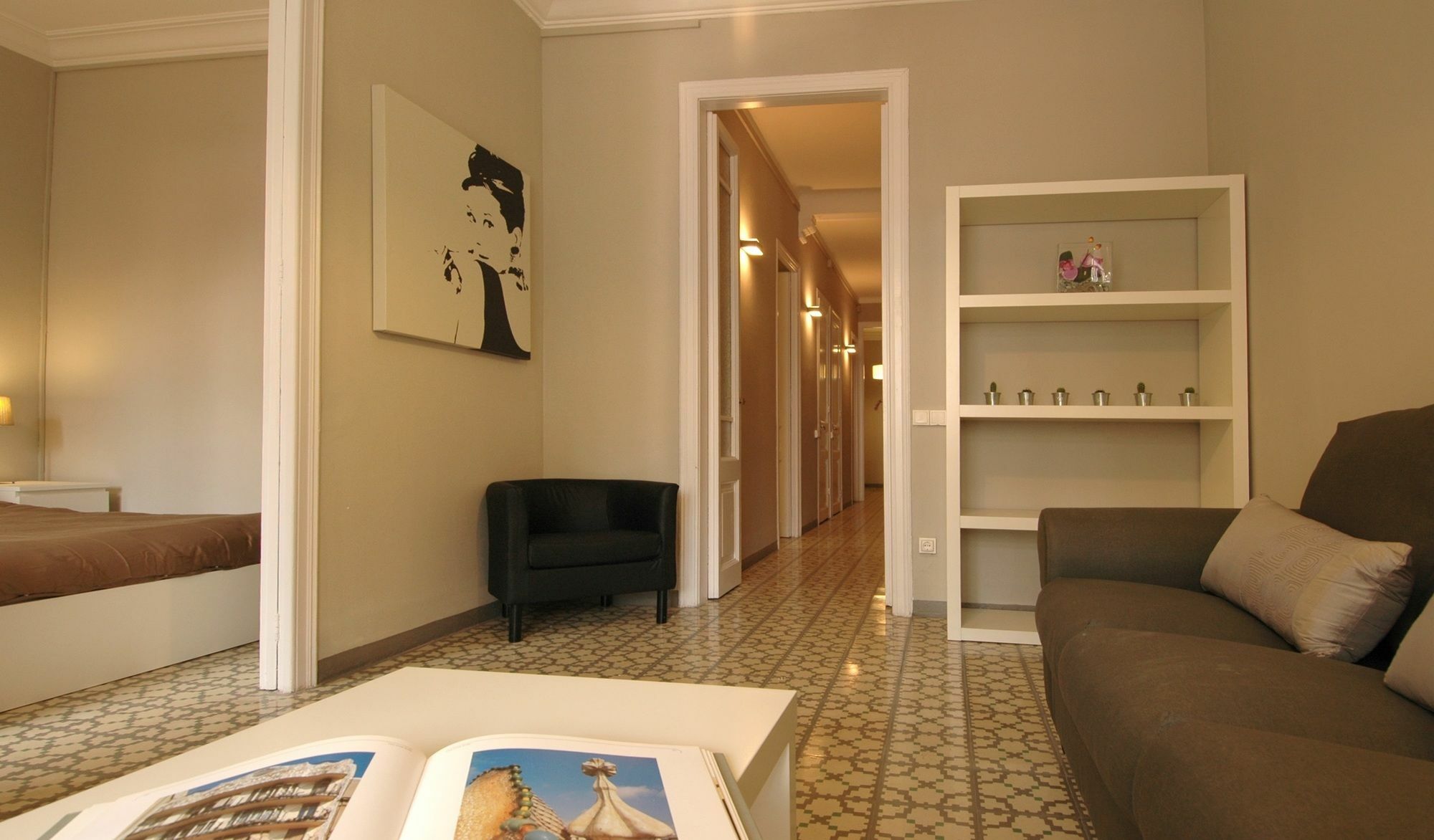 Barcelonaguest Apartamento *