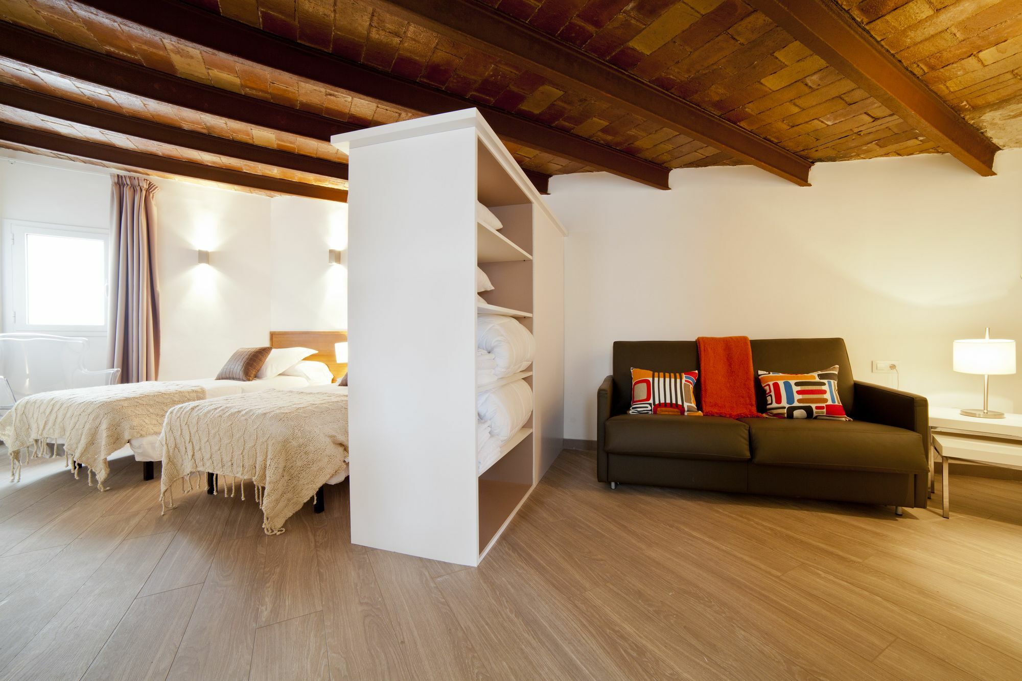 Serennia Ramblas - Placa Catalunya Apartment *