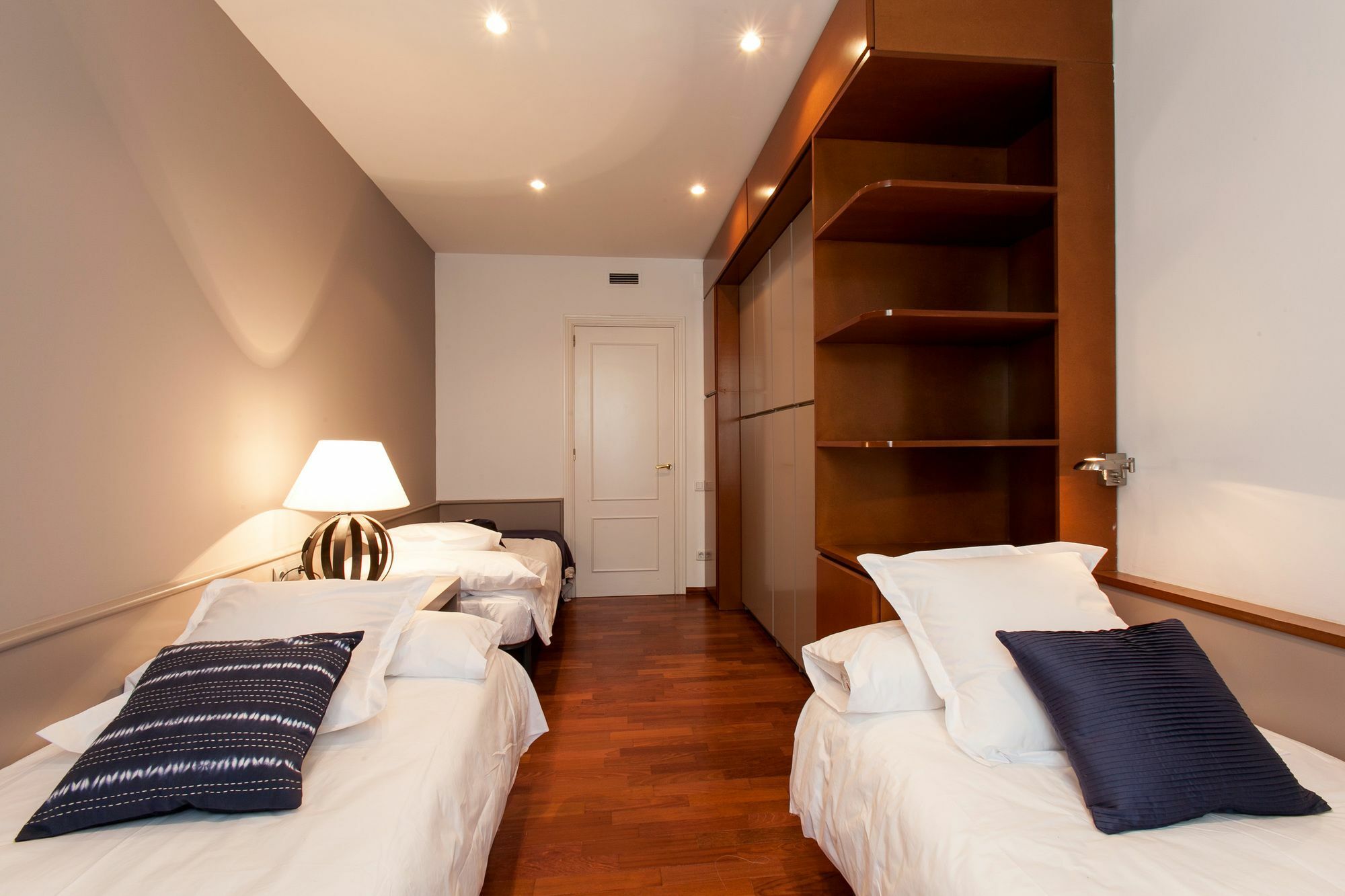 Serennia Ramblas - Placa Catalunya Apartment Barcelona