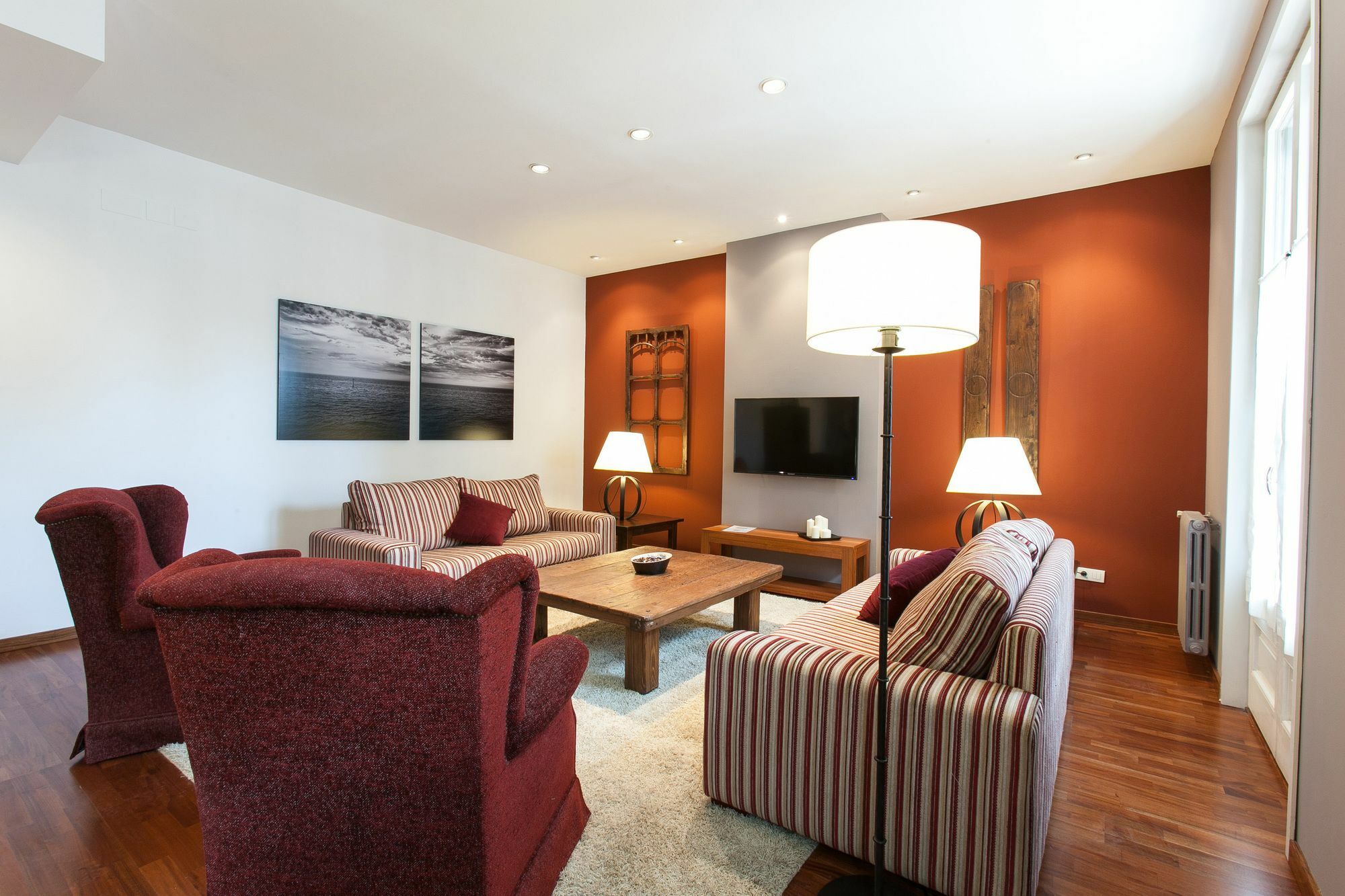 Serennia Ramblas - Placa Catalunya Apartment *