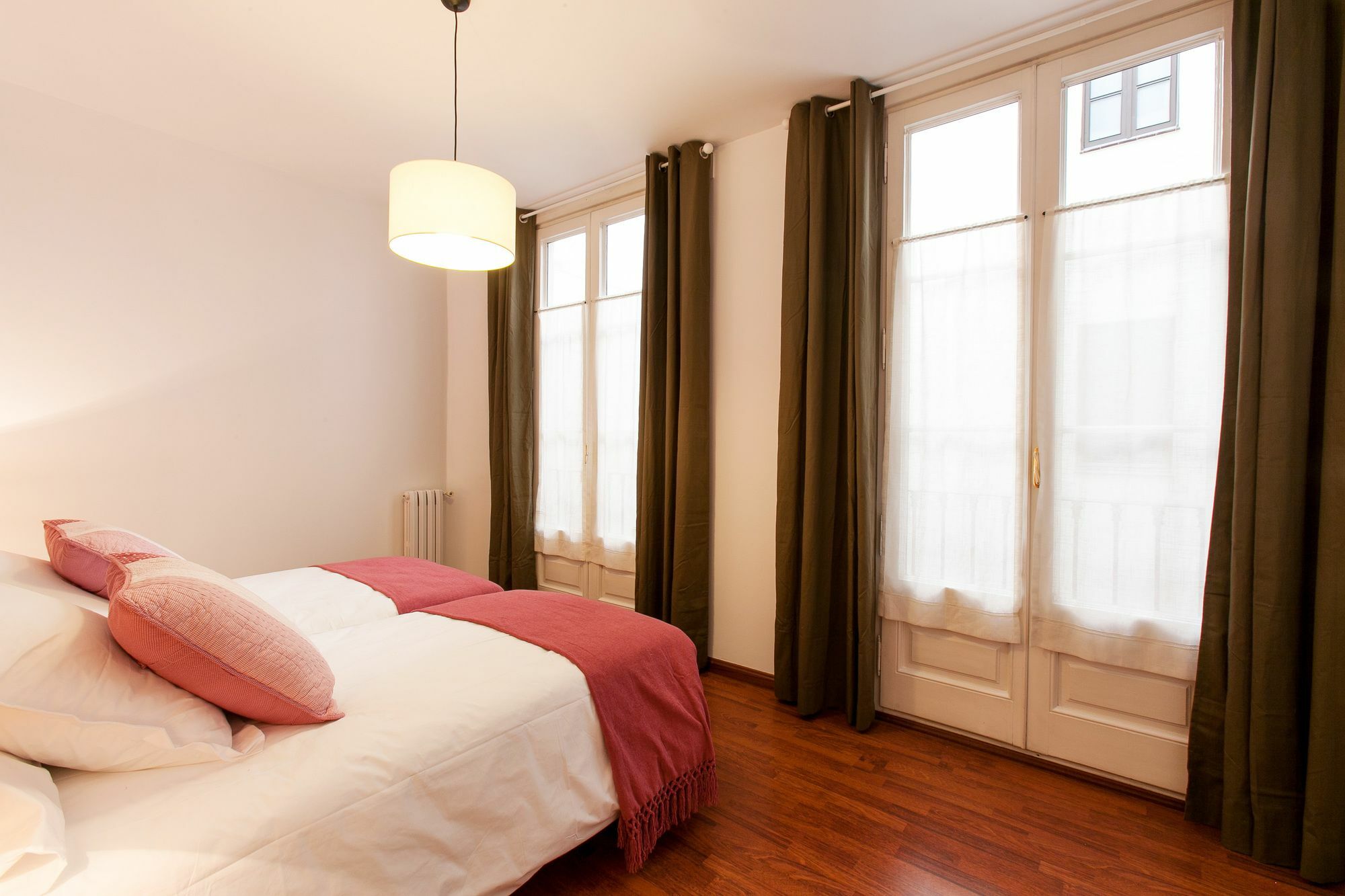 Apartment Serennia Ramblas - Placa Catalunya