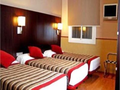 Yomo Bcn Port Guest house Barcelona