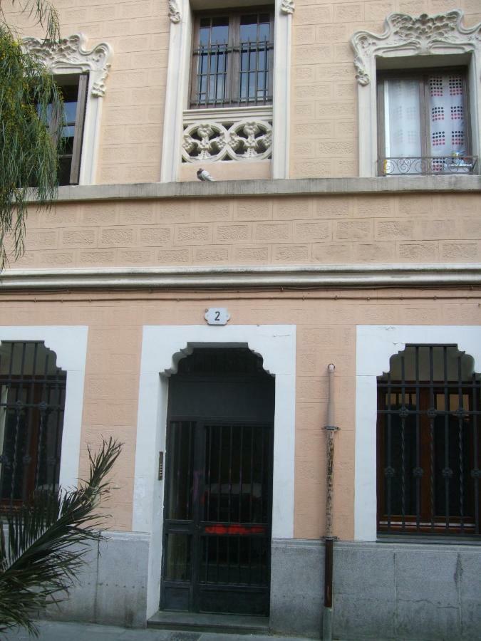 Torres Rojo Apartment Barcelona