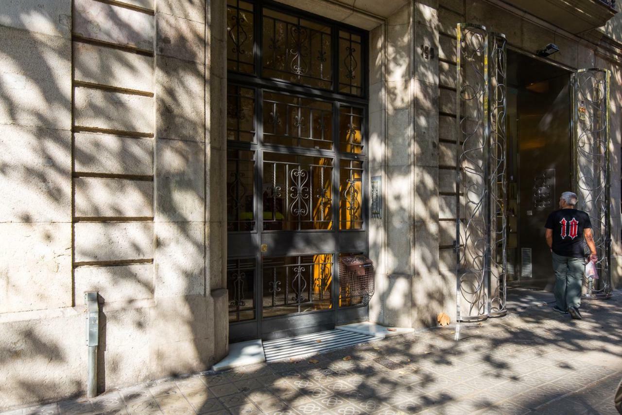 Ab Atic Eixample * Barcelona