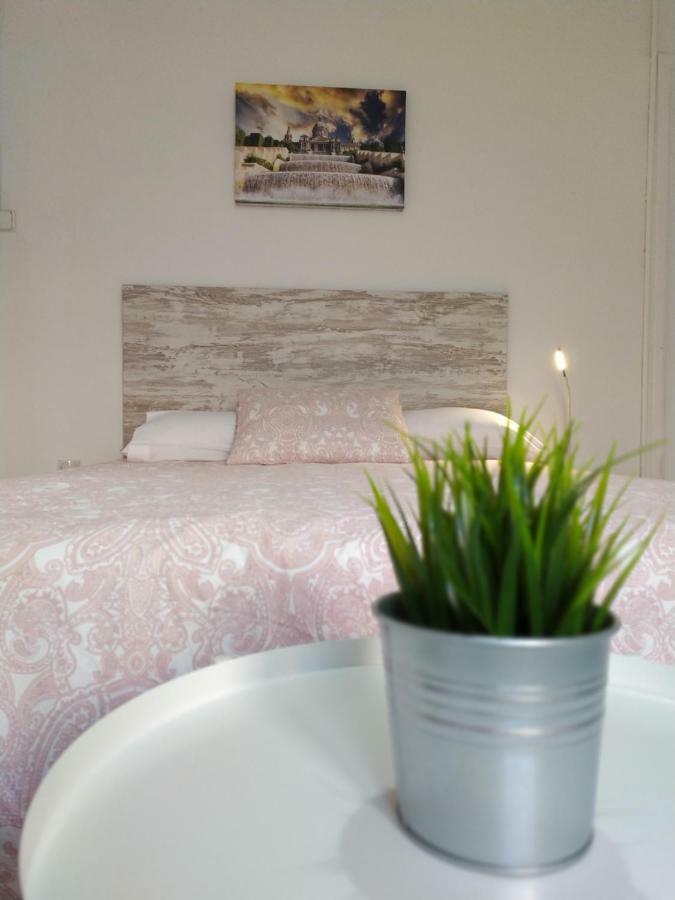 Gasthuis Break In Gothic Hostal 2*