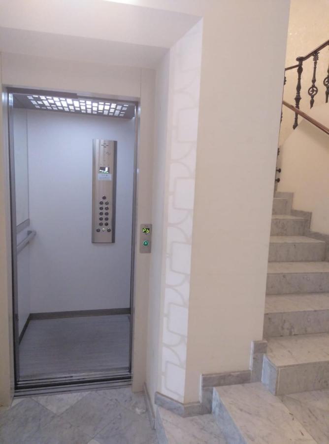 Spacious & Comfortable Flat In Centric Eixample Appartement Barcelona