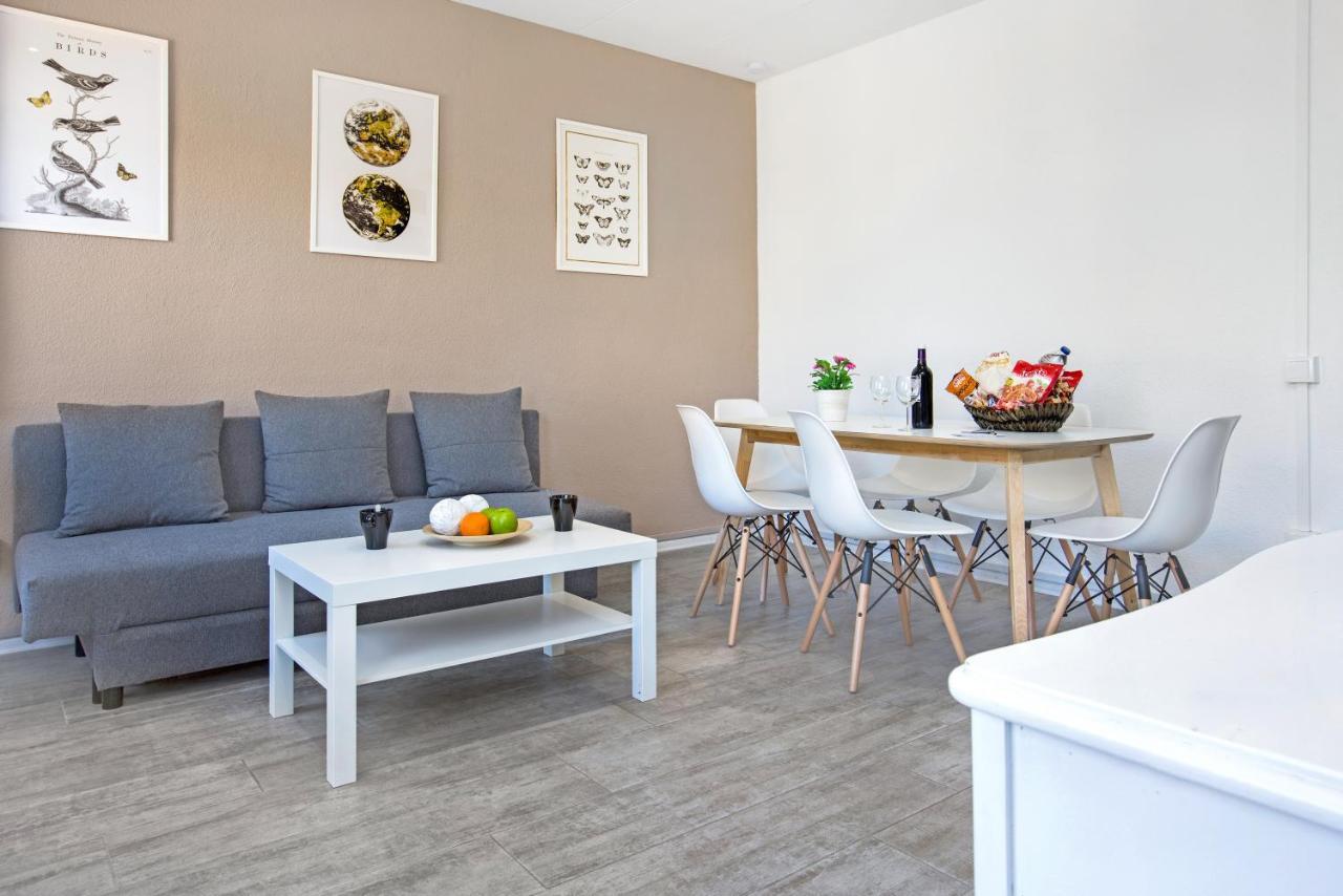 Vass Holidays Apartment *
