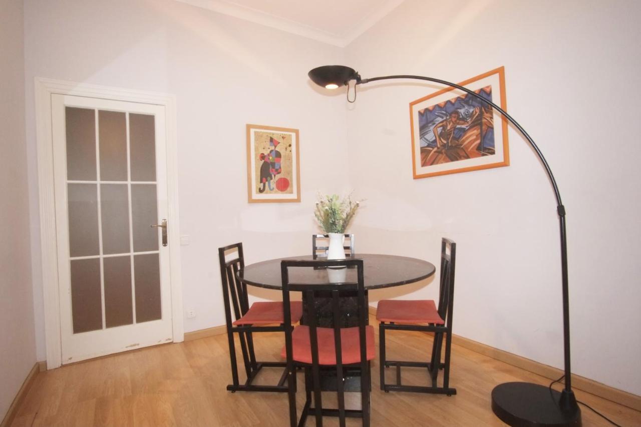 Lovely At Park Gueell Apartment Barcelona