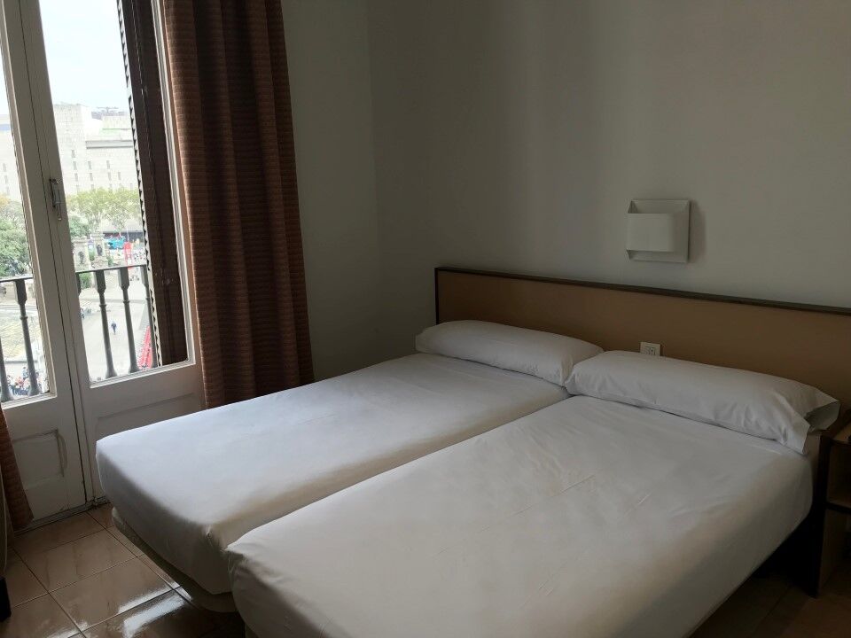 Monegal Hotel 2*