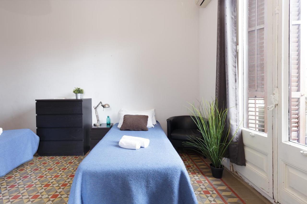 Key Plaza Universidad - Gran Via Appartement