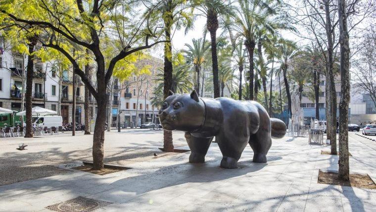 Raval *