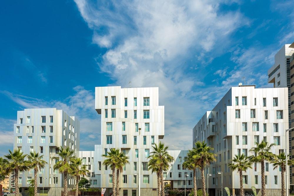 Hotel Urban Districs Rambla & Pool Barcelona