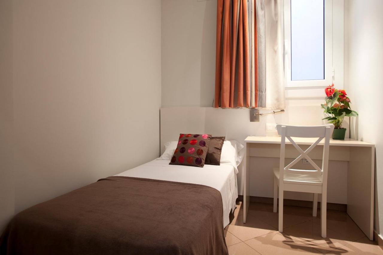 Apartamento Bcngotic 33 *