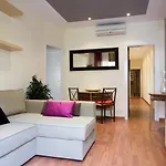 Avinguda Gaudi Apartment