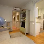 Nextdoor Gaudi Barcelona