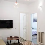 Eixample Apartments - Pova