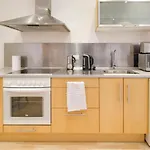 Fabulous 2 Bed With Terrace Close To Plaza Espana