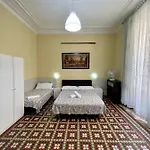 Mariarooms Hostel
